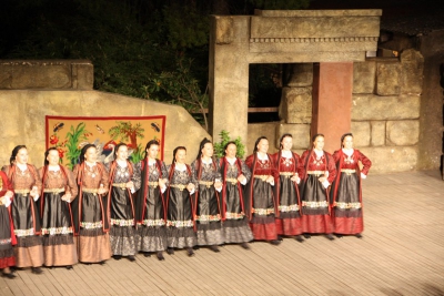 Παράσταση στο θέατρο &quot;Δώρα Στράτου&quot;