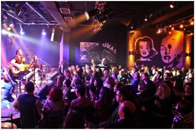 Βραδυά στο Σταυρό του Νότου